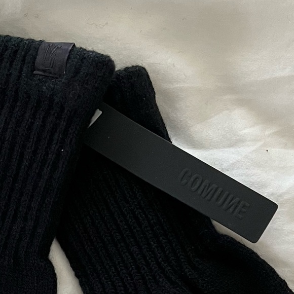 Comune Black O/S Photographer’s Gloves NWT - Picture 3 of 3